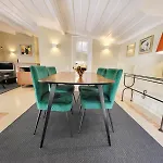 Lisbon Cottage Principe Real